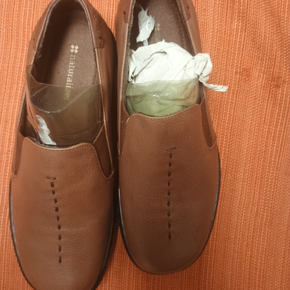 Naturalizer Other - Naturalizer Tan Men's Loafers